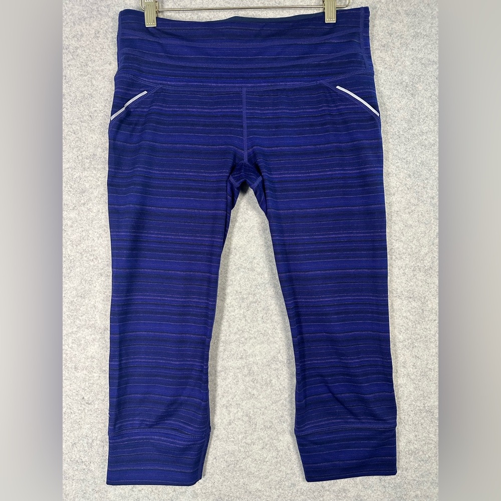 Athleta purple striped Striped athletic yoga workout Capri cropped Leggings